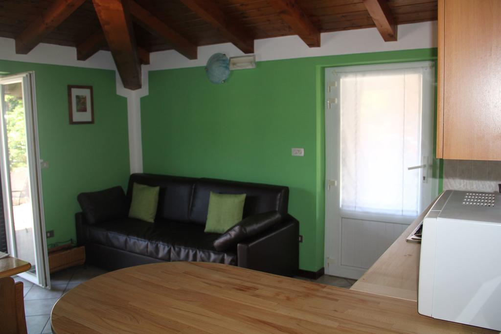 Veranda Beach Apartment Pianello Del Lario ห้อง รูปภาพ